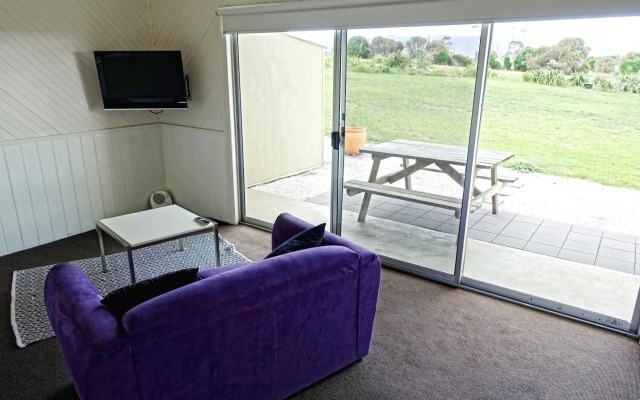 Diamond Island Resort & Penguin viewing