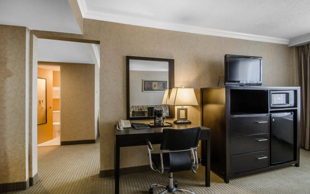 Travelodge by Wyndham Prince Albert