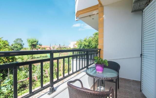 Aleka Apartment 1