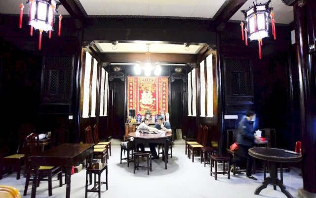 Huqinlou Inn