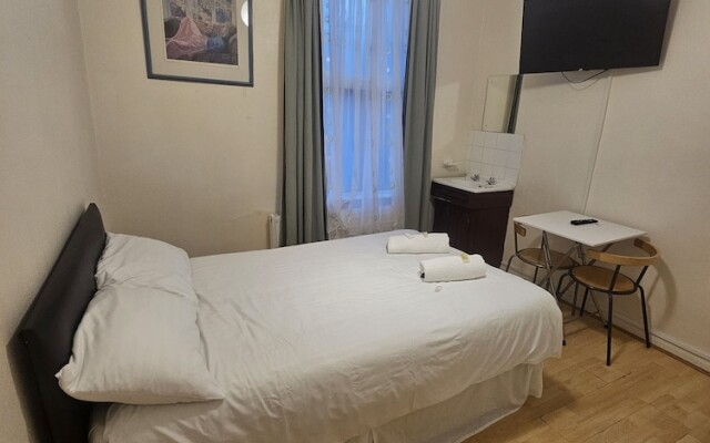 Bruce Rooms