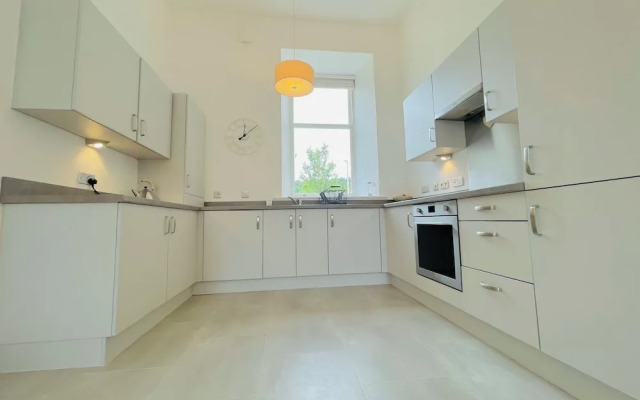 Great Glen Townhouse