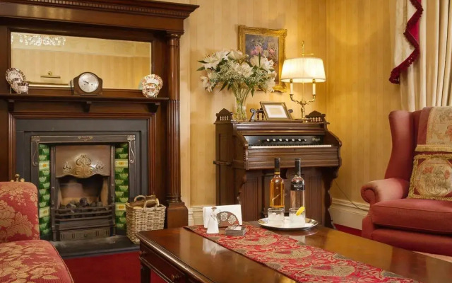 Lincoln House Hotel