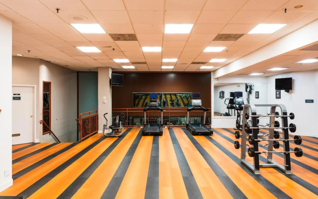 APA Hotel Woodbridge
