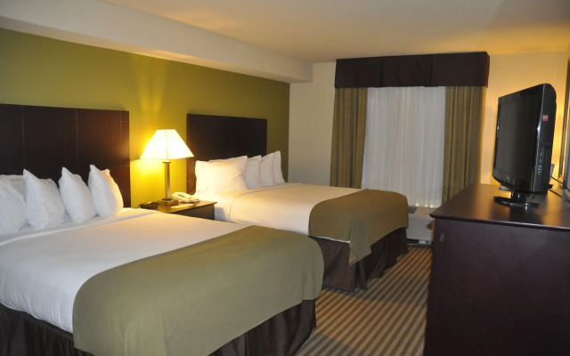 Holiday Inn Express Sarasota East - I-75 by IHG