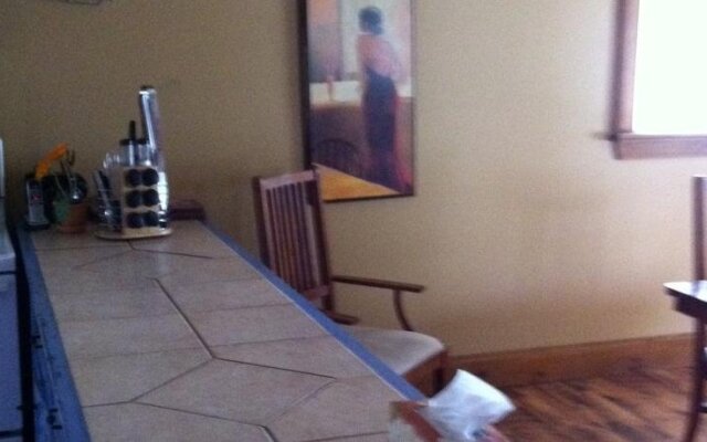 Seymour Point Cottage