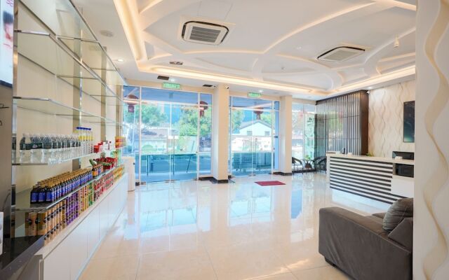 OYO Capital O 89647 Atta Hotel