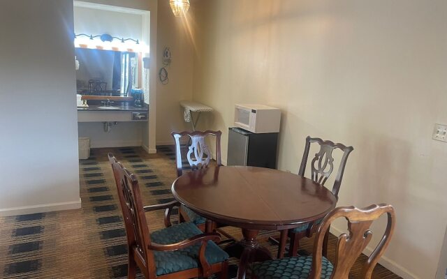 Knights Inn Dillard