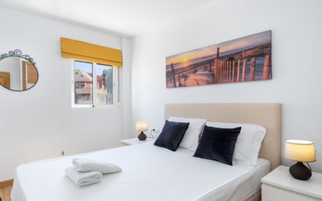 Apartment - 3 Bedrooms with WiFi - 107877