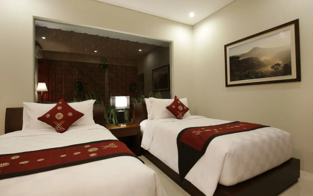 Royal Nyanyi Villa