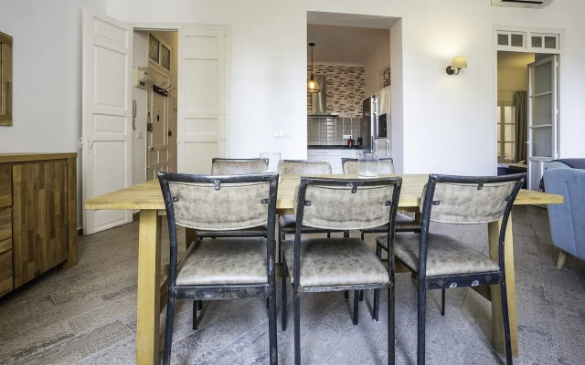 Santa Barbara Guesthouse