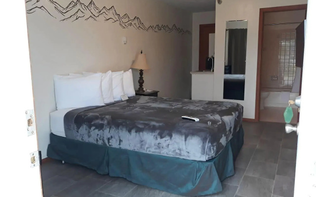 The Pioneer Motel