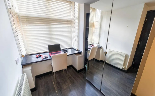 Stunning 1-bed Studio in Birmingham Available