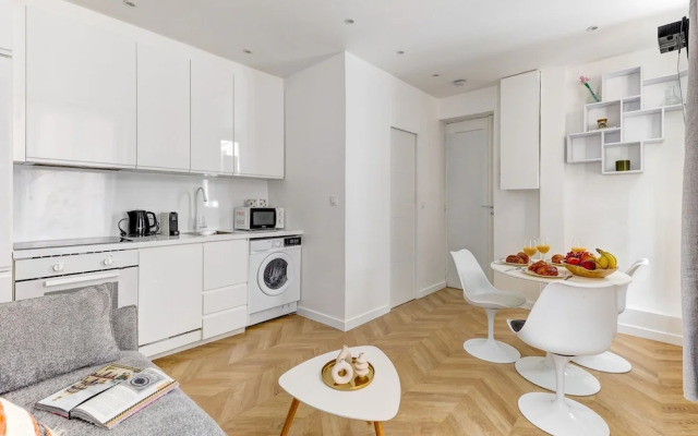 Bright 1BR Near Seine & Eiffel Tower