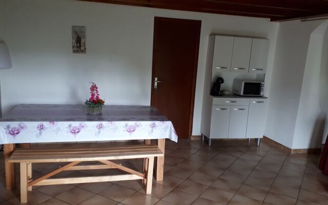 Au Petit Bonheur Vosgien - Gîte Les Brimbelles