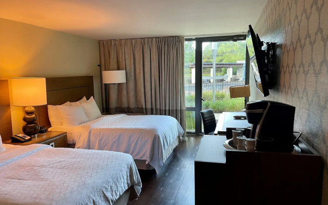 Hotel Indigo Long Island - East End by IHG
