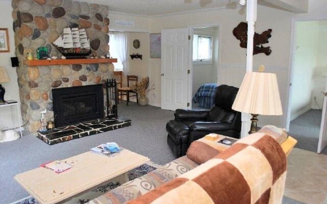 350 10th Ave