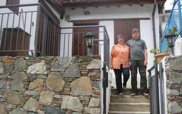 Antigones House
