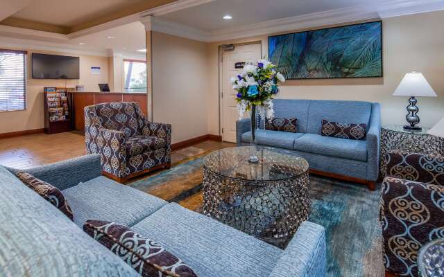 Best Western Plus Bradenton Hotel & Suites