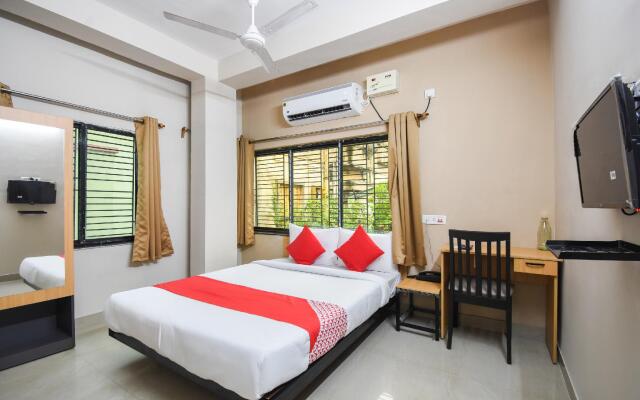 OYO Flagship 47581 Grand Inn
