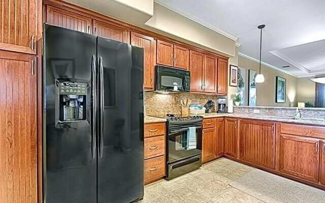 Waikoloa Beach S O-33 2 Bedroom Condo by RedAwning