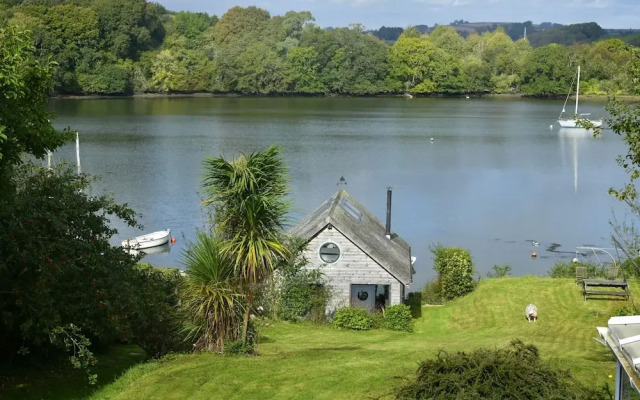 Water Edge House Boathouse