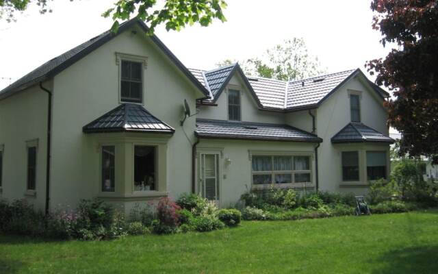 Angel House B&B