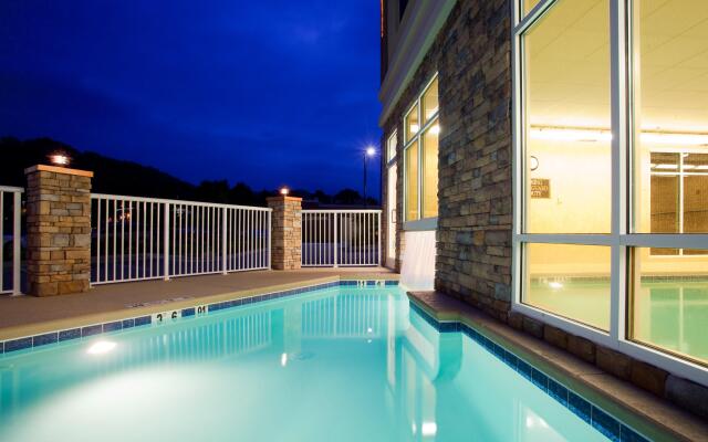 Holiday Inn Express & Suites Asheville Downtown by IHG