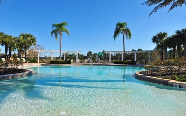 Beautiful Pool/spa & Game Room Near Disney! 5 Bedroom Home by RedAwning