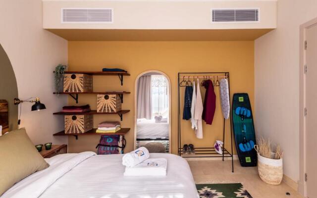 Earthy & Tranquil 1 BR Apt with Pool & Beach Access