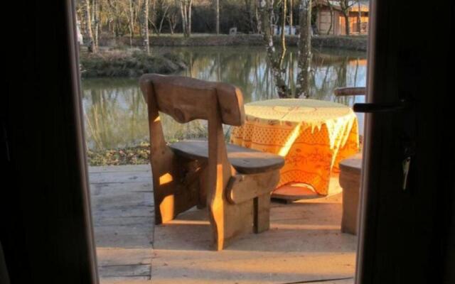 Gîte Chennegy, 1 pièce, 2 personnes - FR-1-543-139