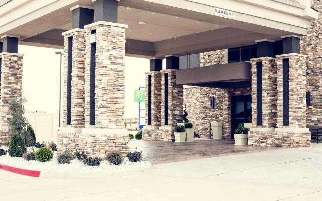 Holiday Inn Express & Suites Oklahoma City Southeast I-35, an IHG Hotel