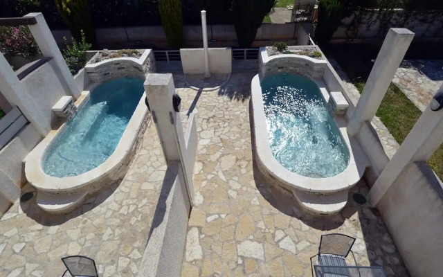 Modern Villa With Swimming Pool in Banjole
