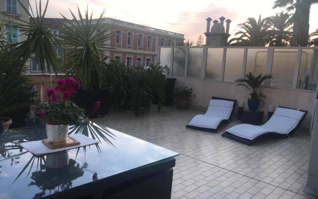 Appartement Terrasse dans Palace Centre ville