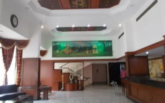 Samrat Residency by FabHotel