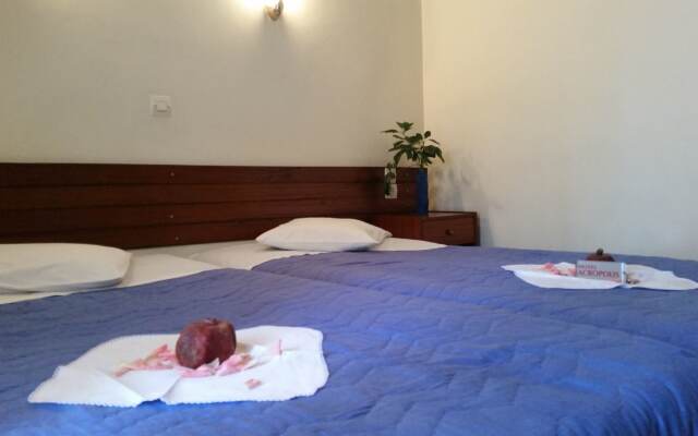 Acropolis Hotel