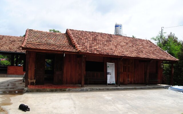 Nui Tuong Village Stay