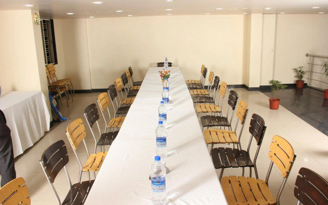 OYO Rooms Railway Station Bazar