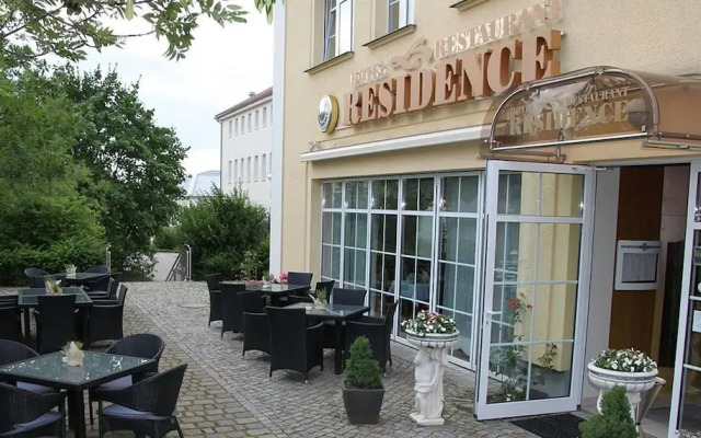 Hotel & Restaurant Residence