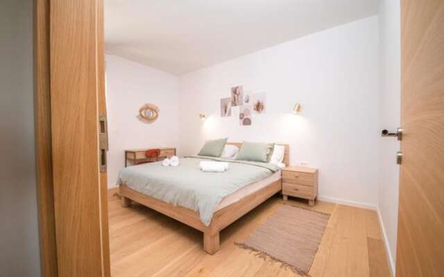 Vrsi Beautiful Apartments With Pool - A2