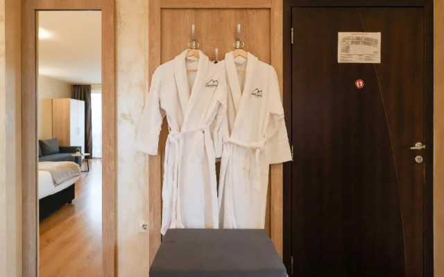 Green Wood Resort Apartments