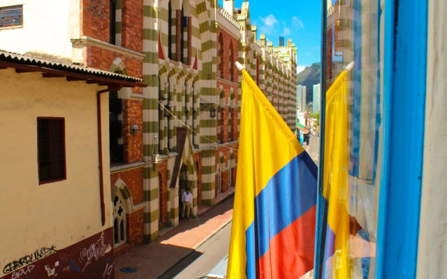 Graffiti Hostel Bogota