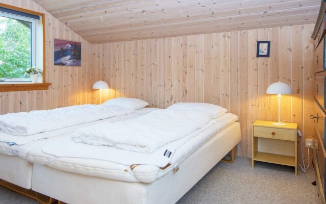 6 Person Holiday Home in Ronde-by Traum