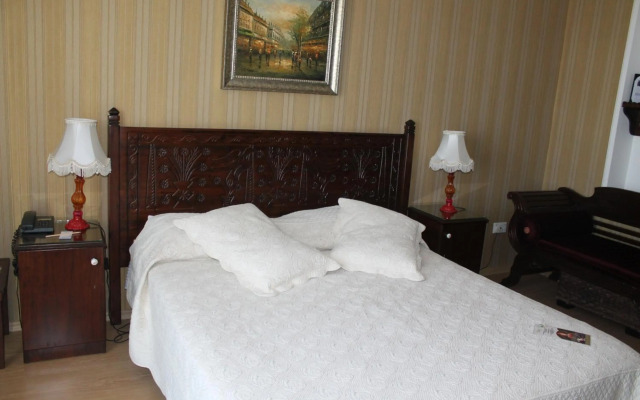 Bella View Art Boutique Hotel