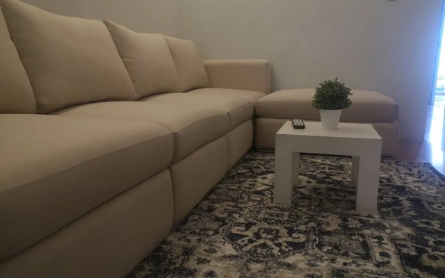 Room-private Room With Tv Polanco