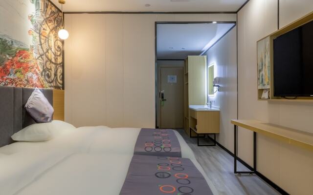 Yimi Hotel Wuyang New Town