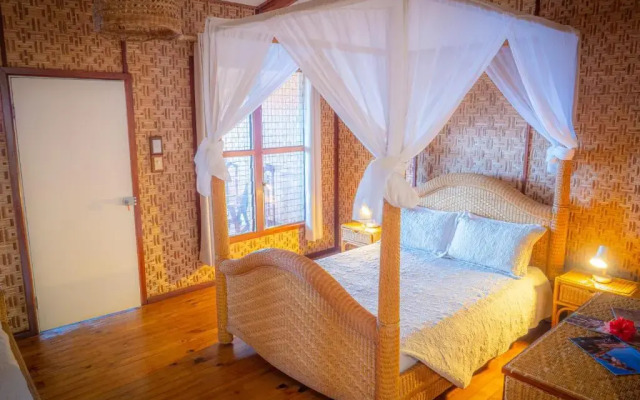 Tufi Resort