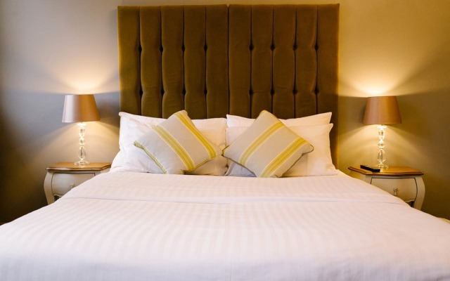 Prince of Wales - Townhouse