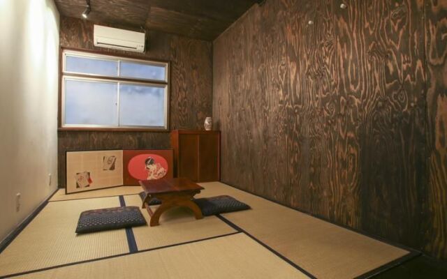 13rd Residence Guest House Yashiki