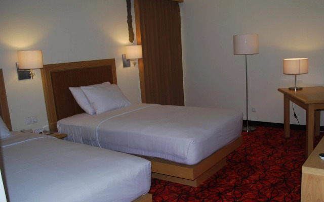 Royal Jelita Hotel